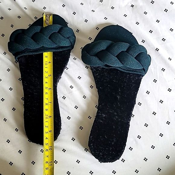 NWOT size 9 handmade Green plaited sandals - Picture 5 of 6
